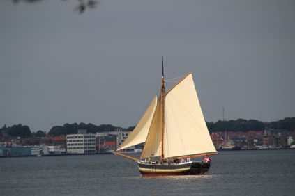 jagten Nordstjernen, Nordstjernen, Nordstjernens Venner, nordstjernensvenner, ud at sejle, madpakkesejlads, sejl med sejl. kulturarrangementer, Middelfart, Gl. havn, jagten nordstjernen, jagtennordstjernen, nordstjernen middelfart,